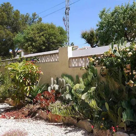 Independiente Con Encanto Piscina Privada Vallada Jardin Vallado