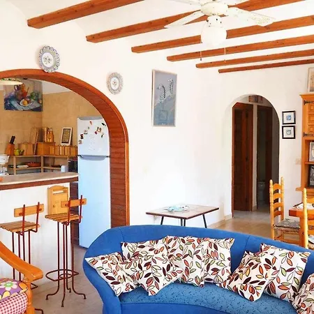 Villa Independiente Con Encanto Piscina Privada Vallada Jardin Vallado